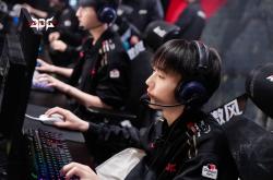 开云app下载Scout重返赛场，比赛规则变更首场状态出色，勇士观众沸腾！上演精彩一战的简单介绍