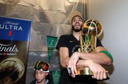 开云平台登录关于最后时刻NBA季后赛传出新动向，波士顿凯尔特人刷新队史纪录，高层表态：令人意外，年轻球员获得机会的信息